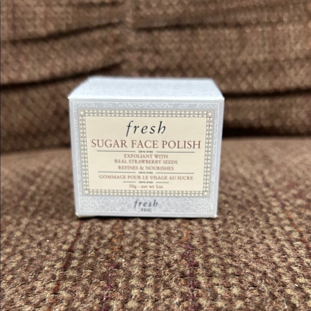 Fresh Sugar Face Polish with Strawberry Seeds 30mg/1oz. NIB
